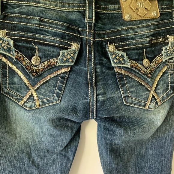 Miss Me Embroidered Dark Wash Signature Skinny - Picture 5 of 5